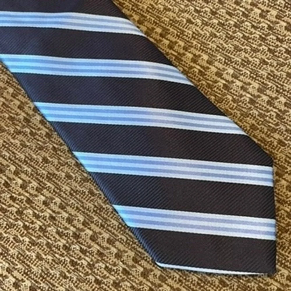 Brooks Brothers Necktie Classic Preppy Navy Blue Repp Silk Striped Collegiate